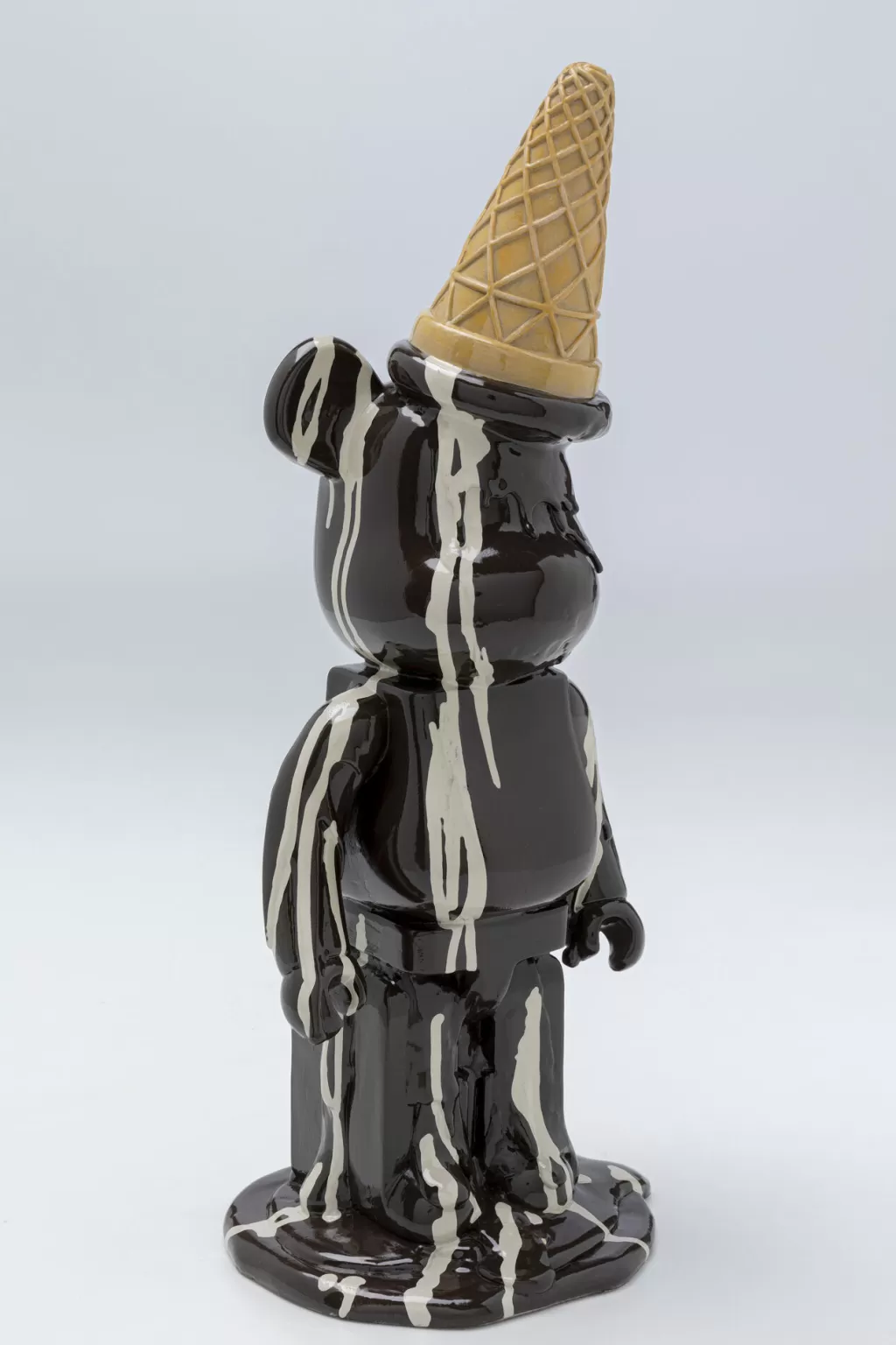 Koriste-Esineet>KARE Design Gelato Bear Jäätelö Karhu Koriste-esine, Musta 40cm