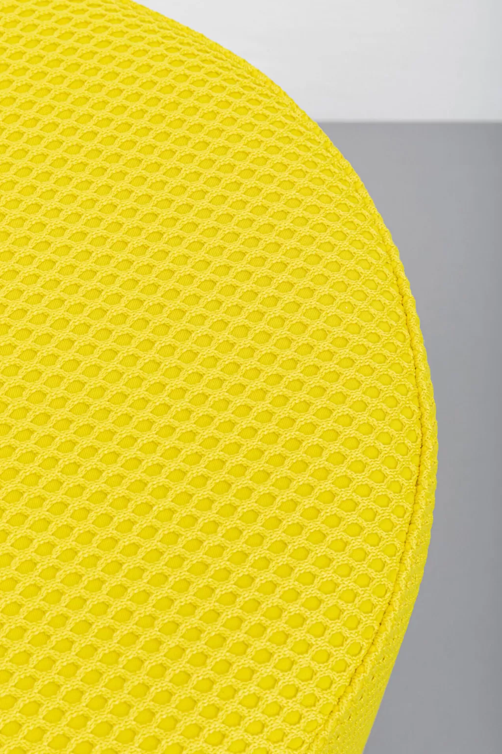Rahit Ja Jakkarat>KARE Design Jody Rahi, Palli, Keltainen, Kiiltävä Musta Ø35cm