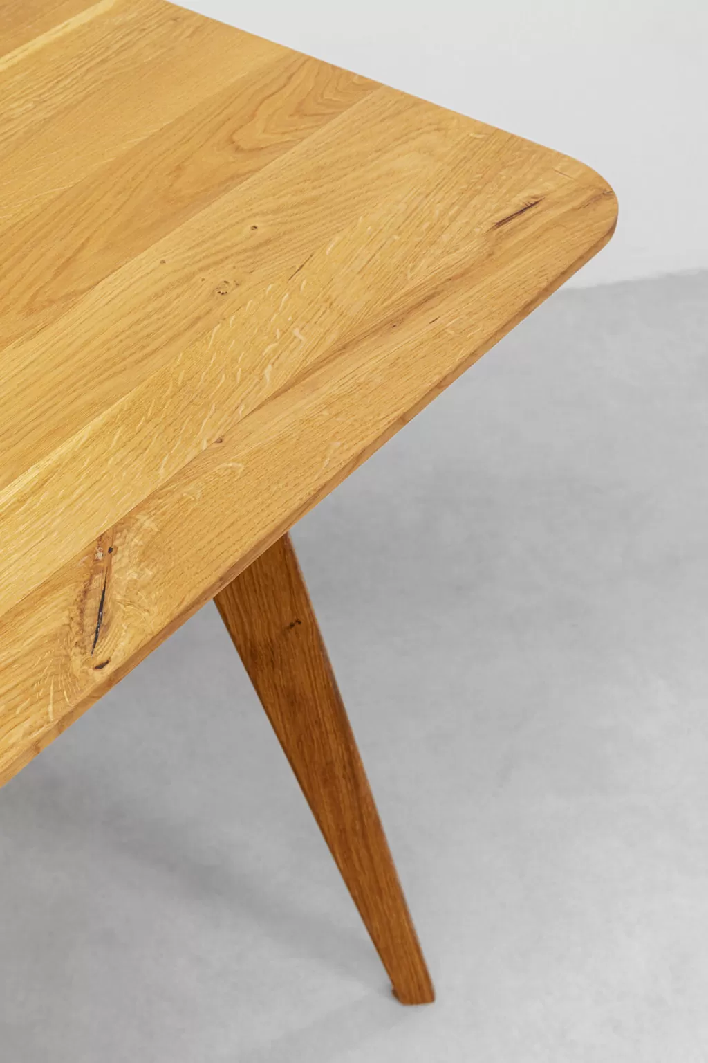 Pöydät>KARE Design Memo Pöytä, Massiivitammi, 180x90cm