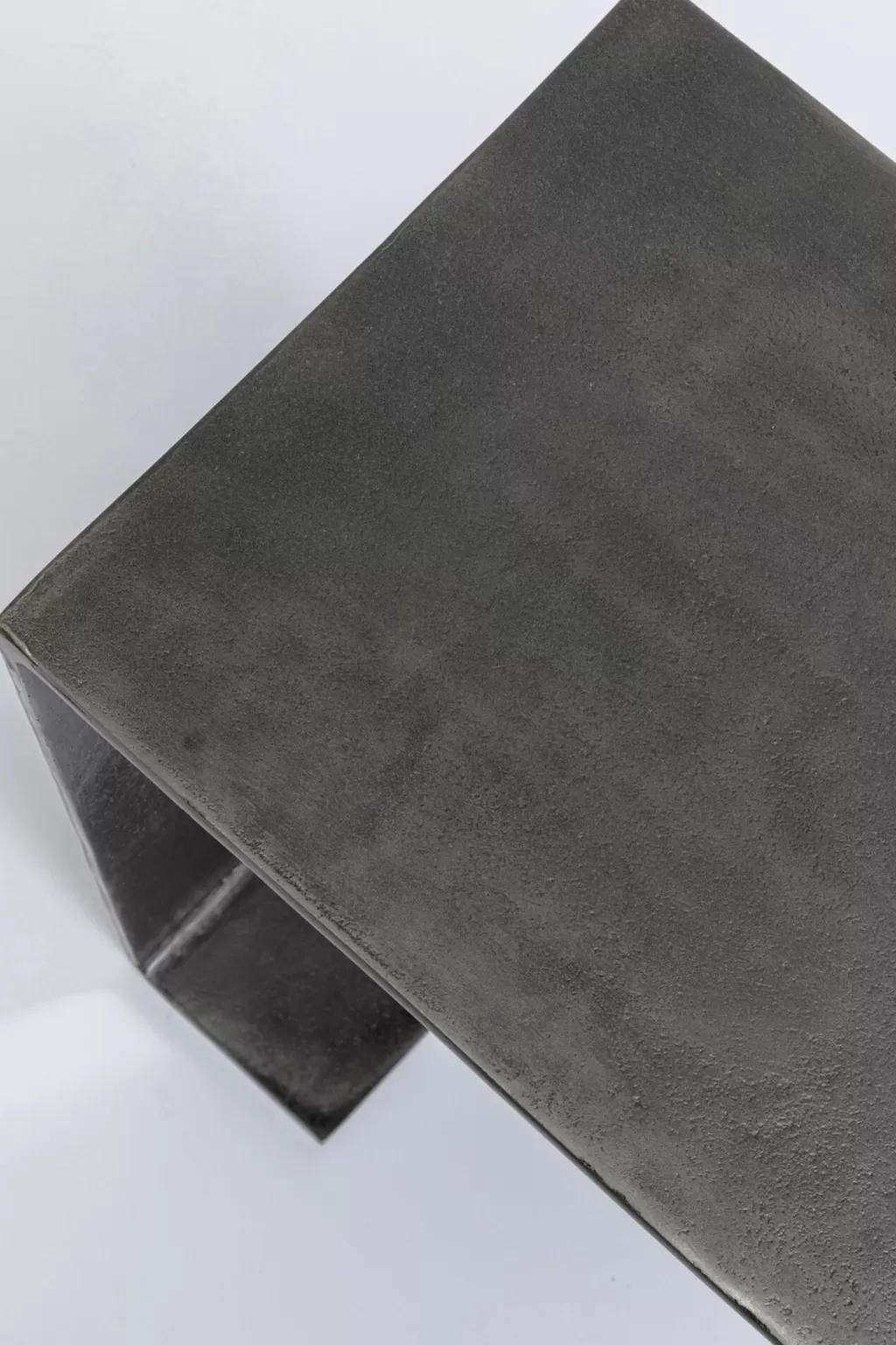 Sohvapöydät>KARE Design Montagna Sivupöytä Musta 55x28cm