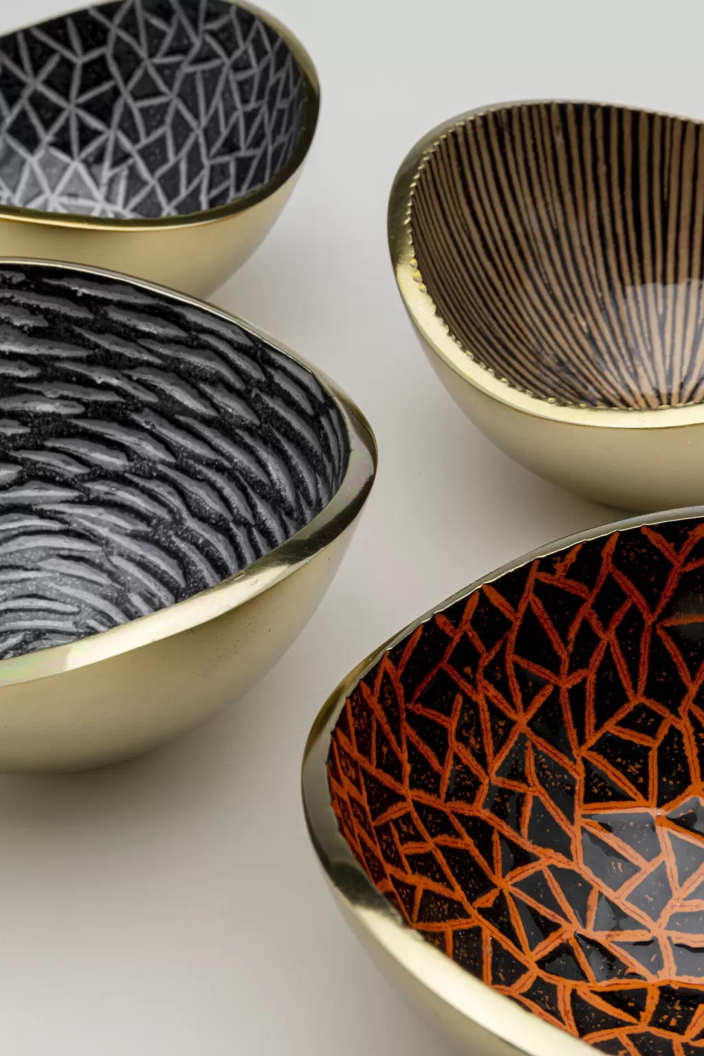 Astiat Snackseille>KARE Design Samba Colore Crackle Koristekulhot 4-setti