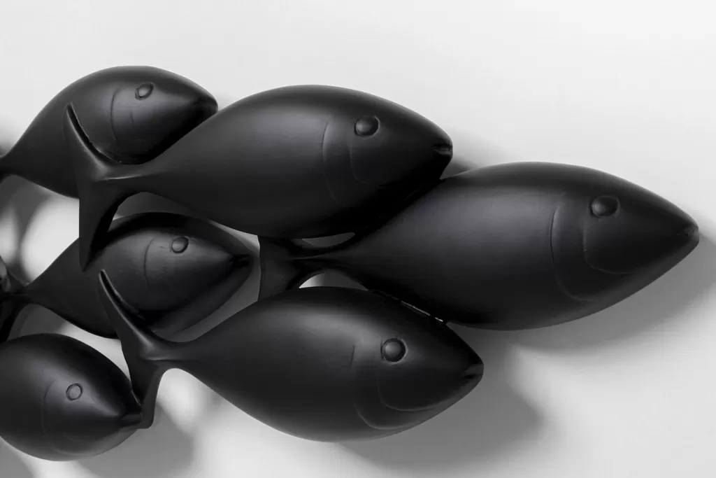 Seinäkoristeet>KARE Design School Of Tuna, Tonnikalat - Musta 181x41cm