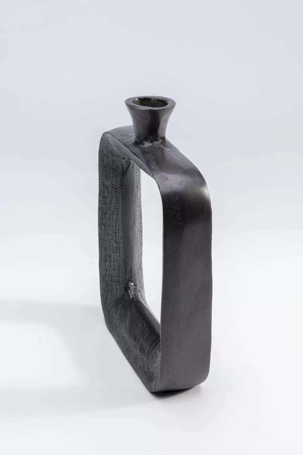 Lyhdyt | Kynttilänjalat>KARE Design Tanu Kynttilänjalka Musta 30cm
